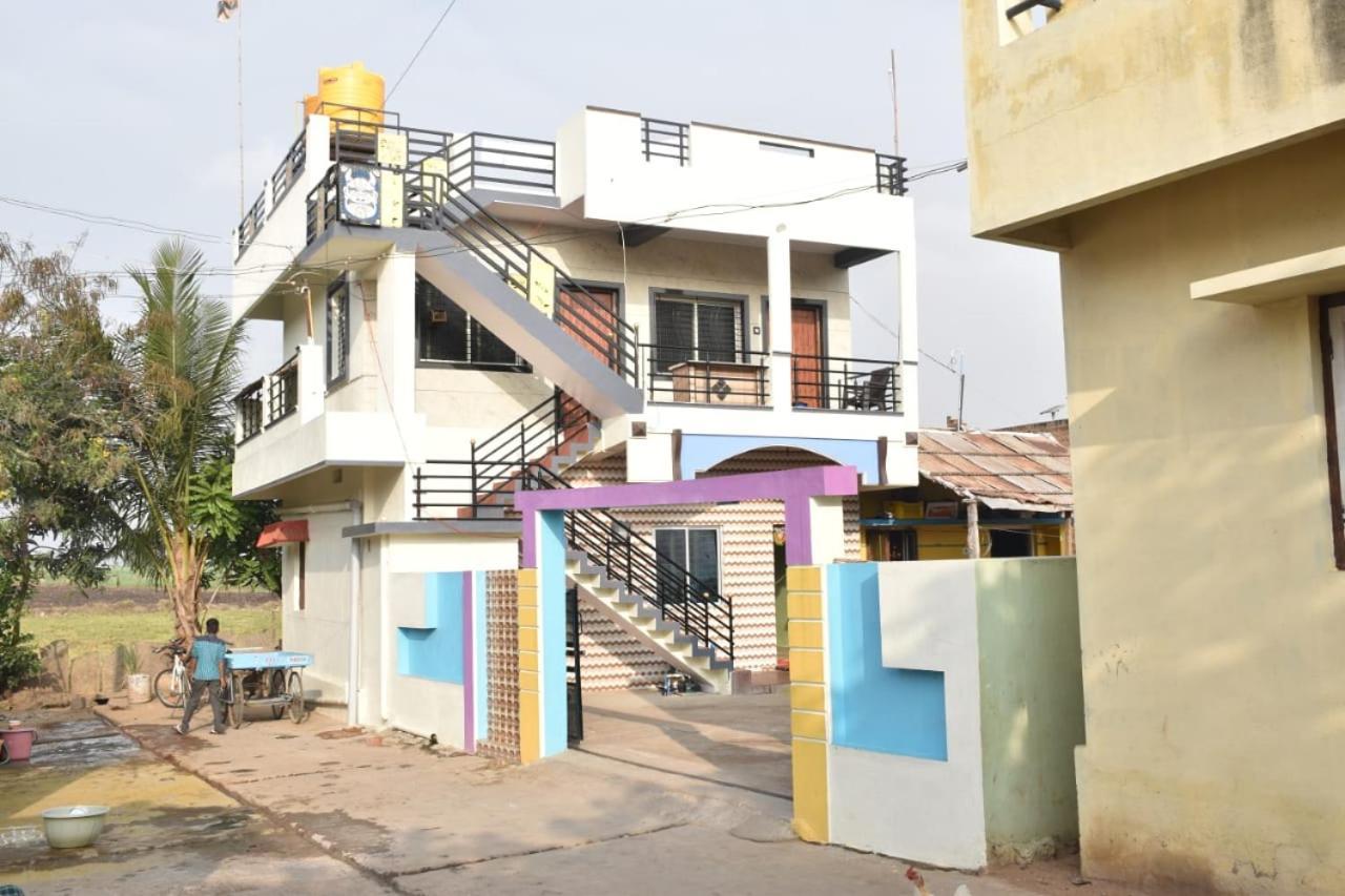 Coconut Homestay Hampi Esterno foto