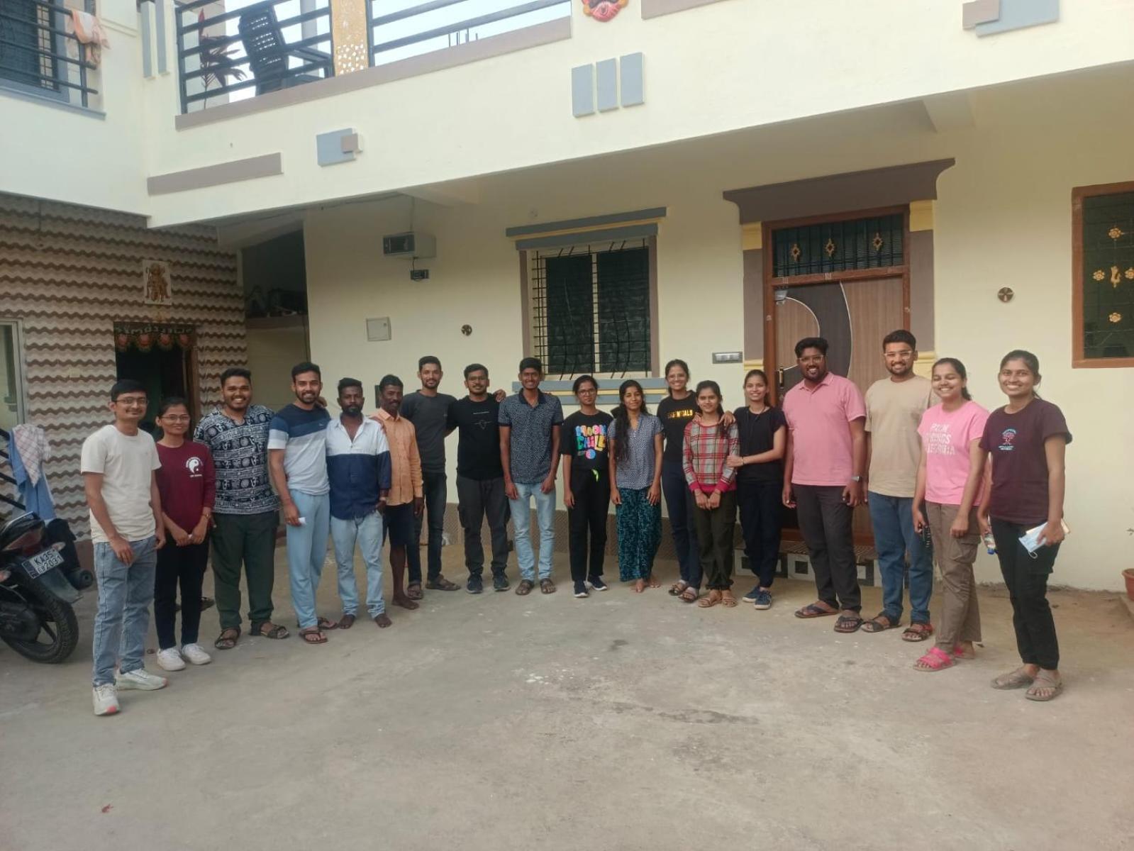 Coconut Homestay Hampi Esterno foto